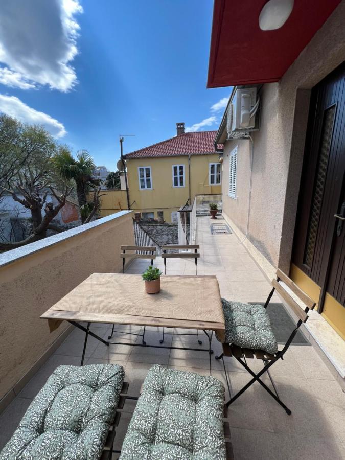 Apartment Ana, Free Garage Parking Шибеник Экстерьер фото