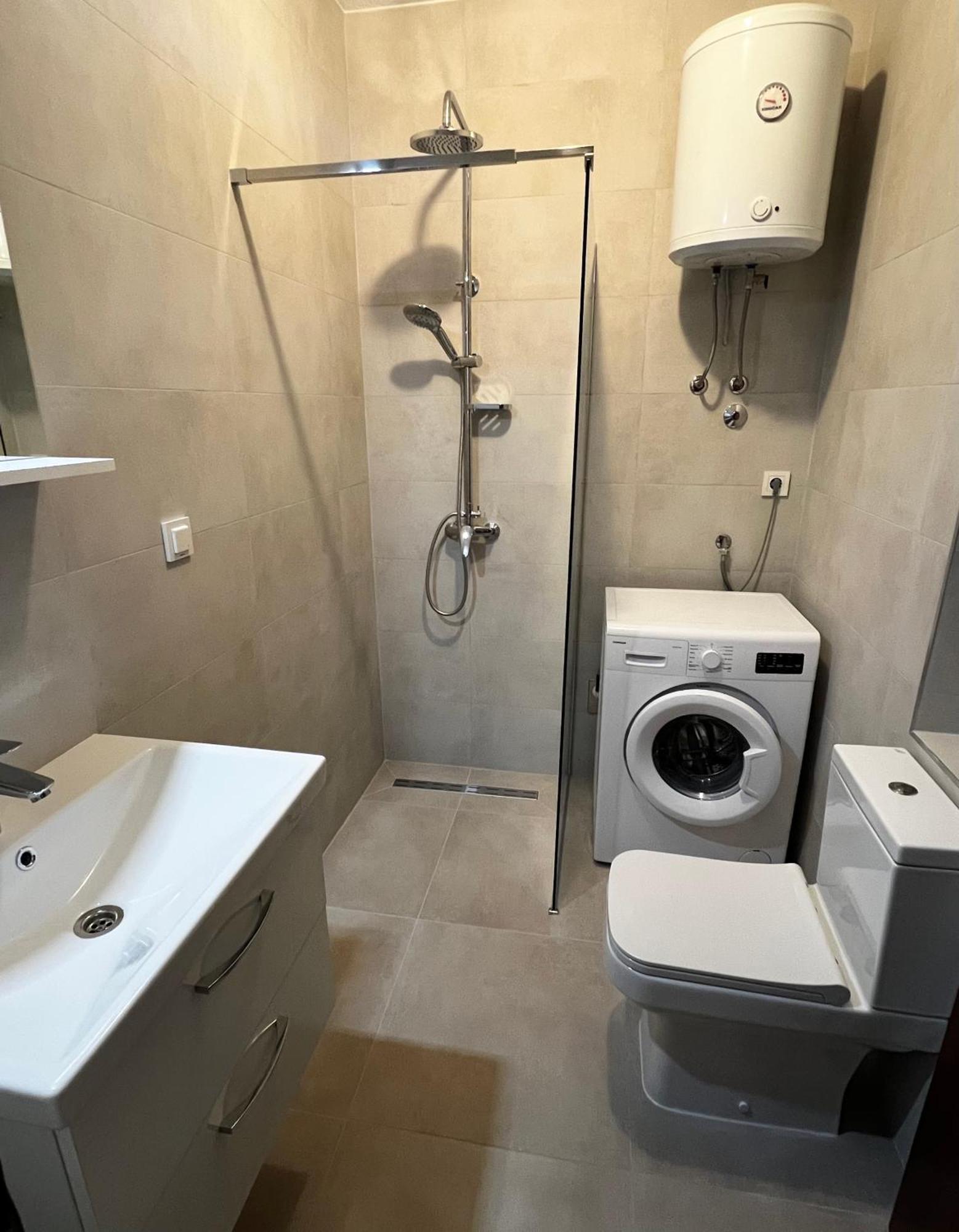 Apartment Ana, Free Garage Parking Шибеник Экстерьер фото